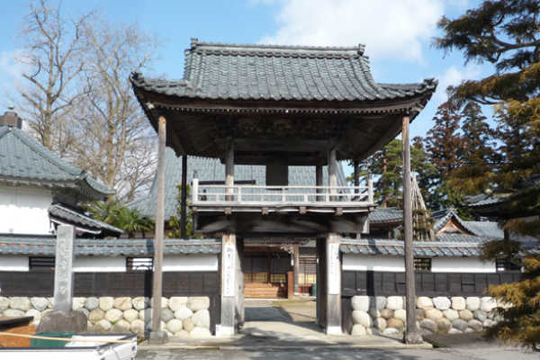 専福寺の鐘楼門